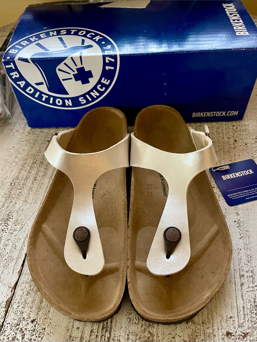 Birkenstock Gizeh BS Graceful Pearl White Sandals Women’s US 8 EU 39 New Box